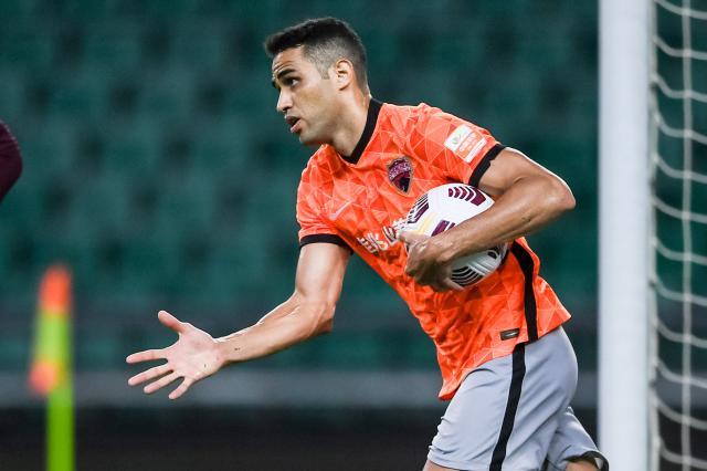 开云网页版中国官网-【中超】穆里奇巧射张源绝杀 深足2比1沧州雄狮