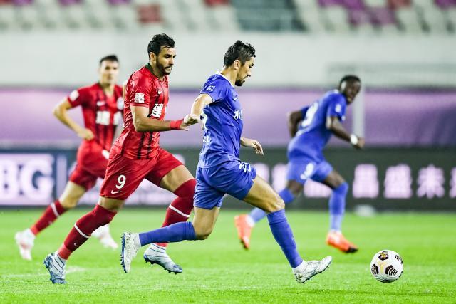 Kaiyun网页版-【中超】王上源伤退双方机会寥寥 沧州0比0闷平河南